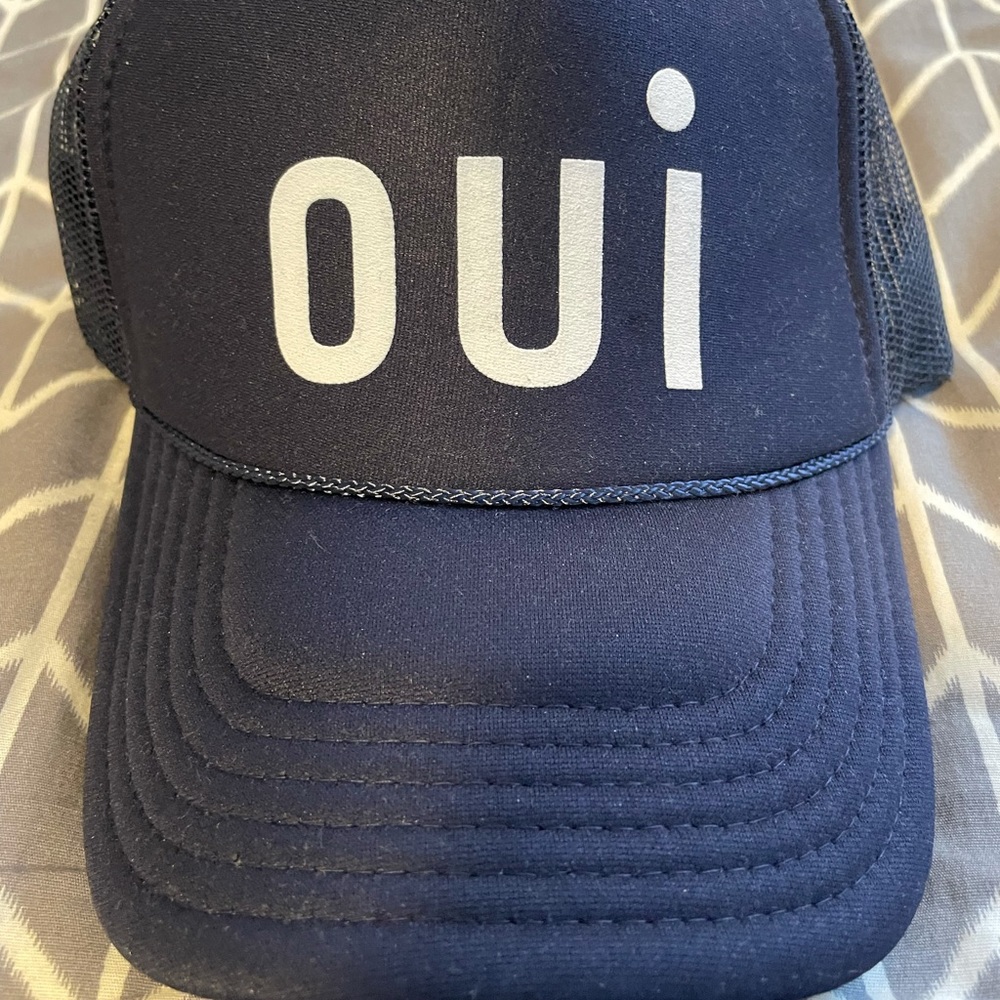 Clare V Trucker hat NWOT